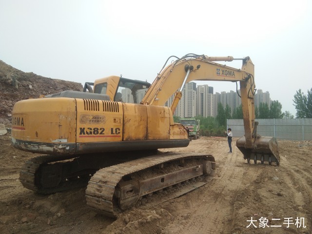 厦工 XG822LC 挖掘机